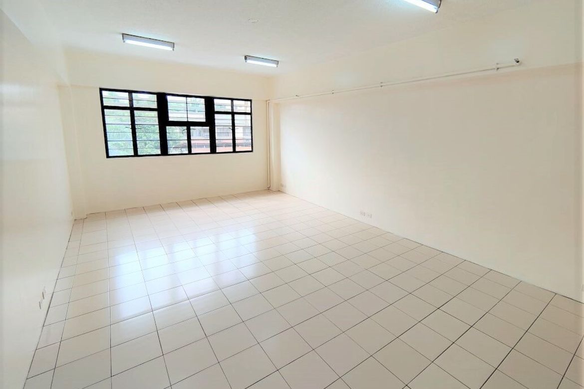 1 Bedroom Apartment for Rent in Barangay 38, Pasay, Metro Manila near LRT-1 Gil Puyat