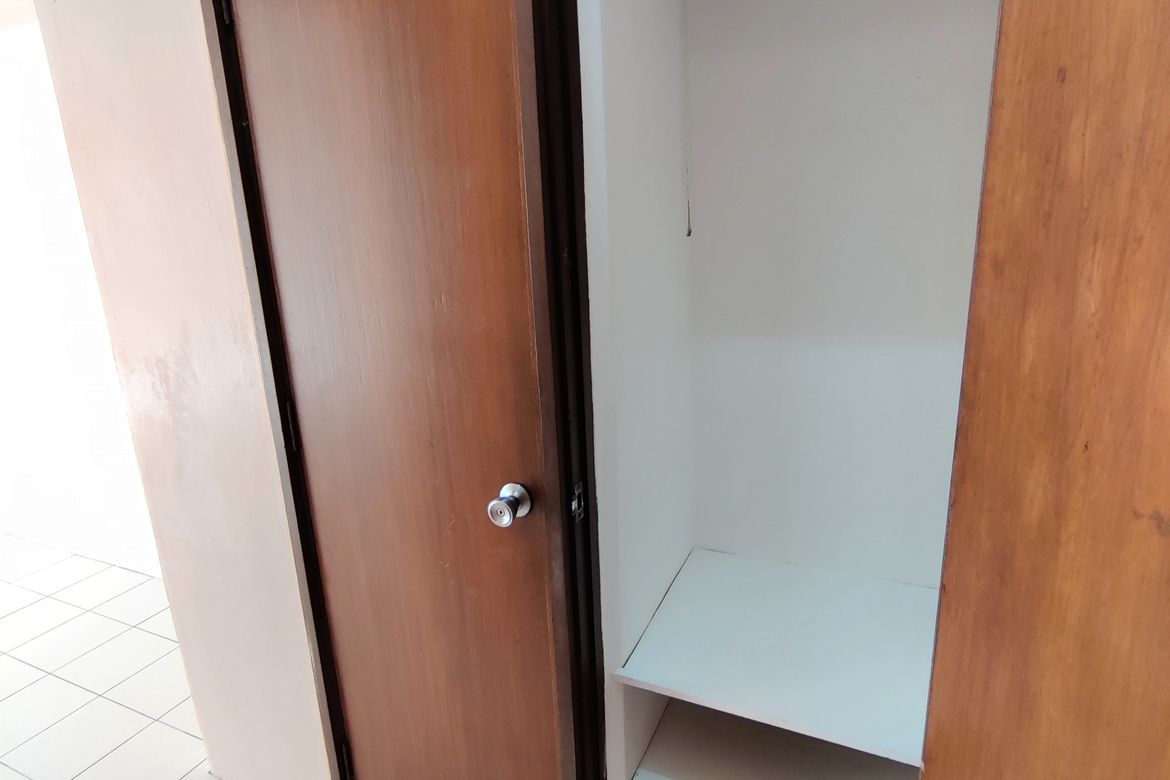 1 Bedroom Apartment for Rent in Barangay 38, Pasay, Metro Manila near LRT-1 Gil Puyat photo 4