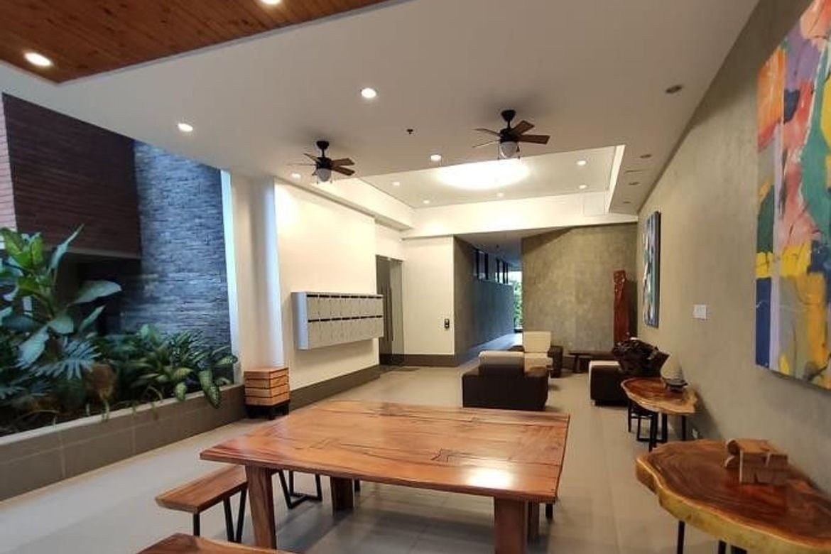 1 Bedroom Apartment for Rent in Horseshoe, Quezon City, Metro Manila near LRT-2 Betty Go-Belmonte photo 4