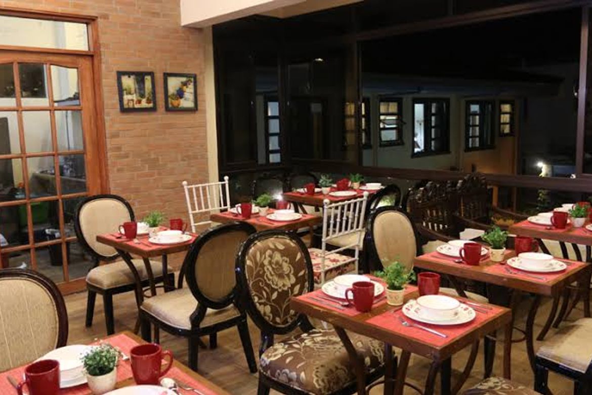 1 Bedroom Apartment for Rent in Malate, Manila, Metro Manila near LRT-1 Pedro Gil photo 7