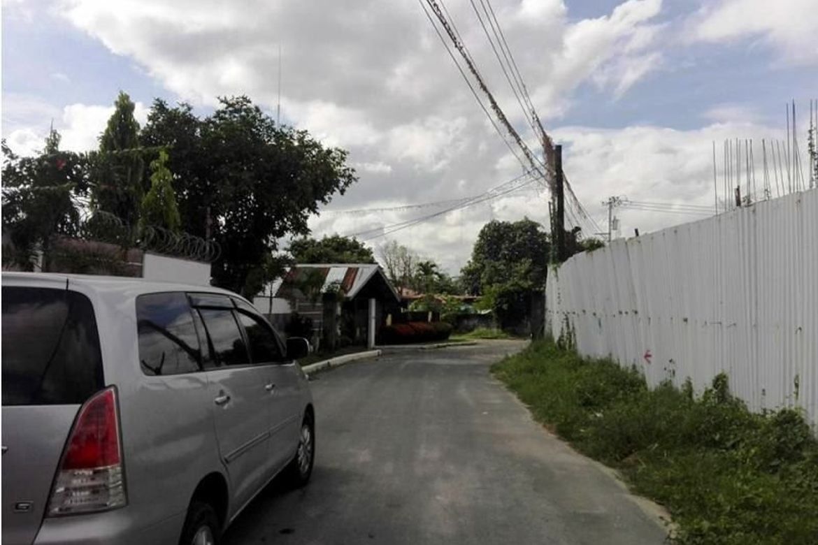 1 Bedroom Commercial for Sale in Malabanias, Angeles, Pampanga – photo 2