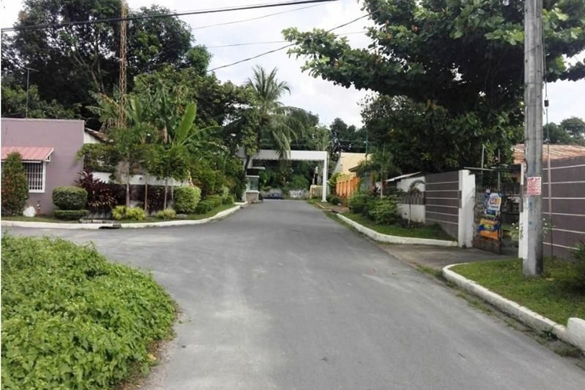 1 Bedroom Commercial for Sale in Malabanias, Angeles, Pampanga – photo 4