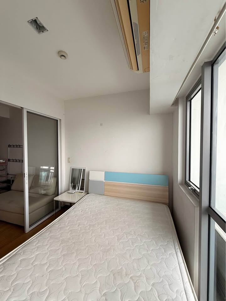 1-Bedroom Condo for Rent at Acqua Private Residences, Mandaluyong photo 8
