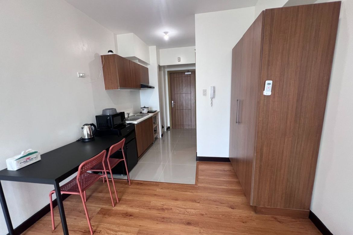 1 Bedroom Condo for Rent in 8 ADRIATICO, Malate, Manila, Metro Manila near LRT-1 Vito Cruz photo 3