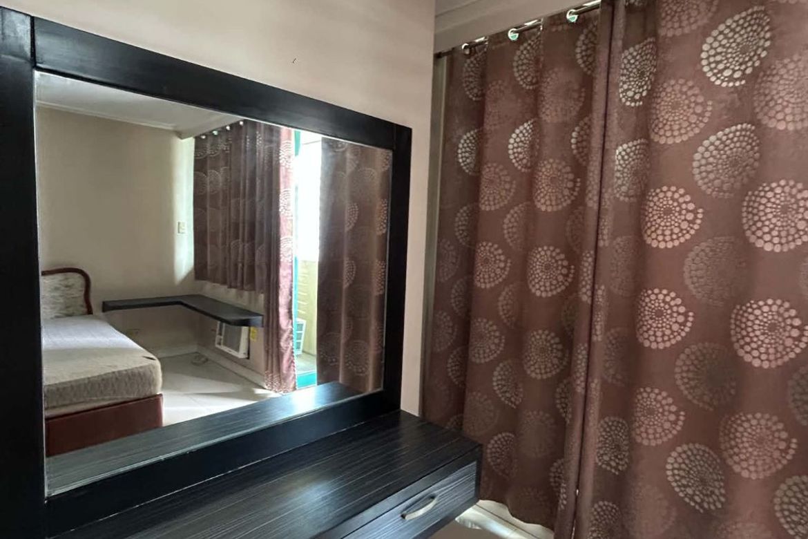 1 Bedroom Condo for Rent in Ermita, Manila, Metro Manila near LRT-1 Pedro Gil photo 4