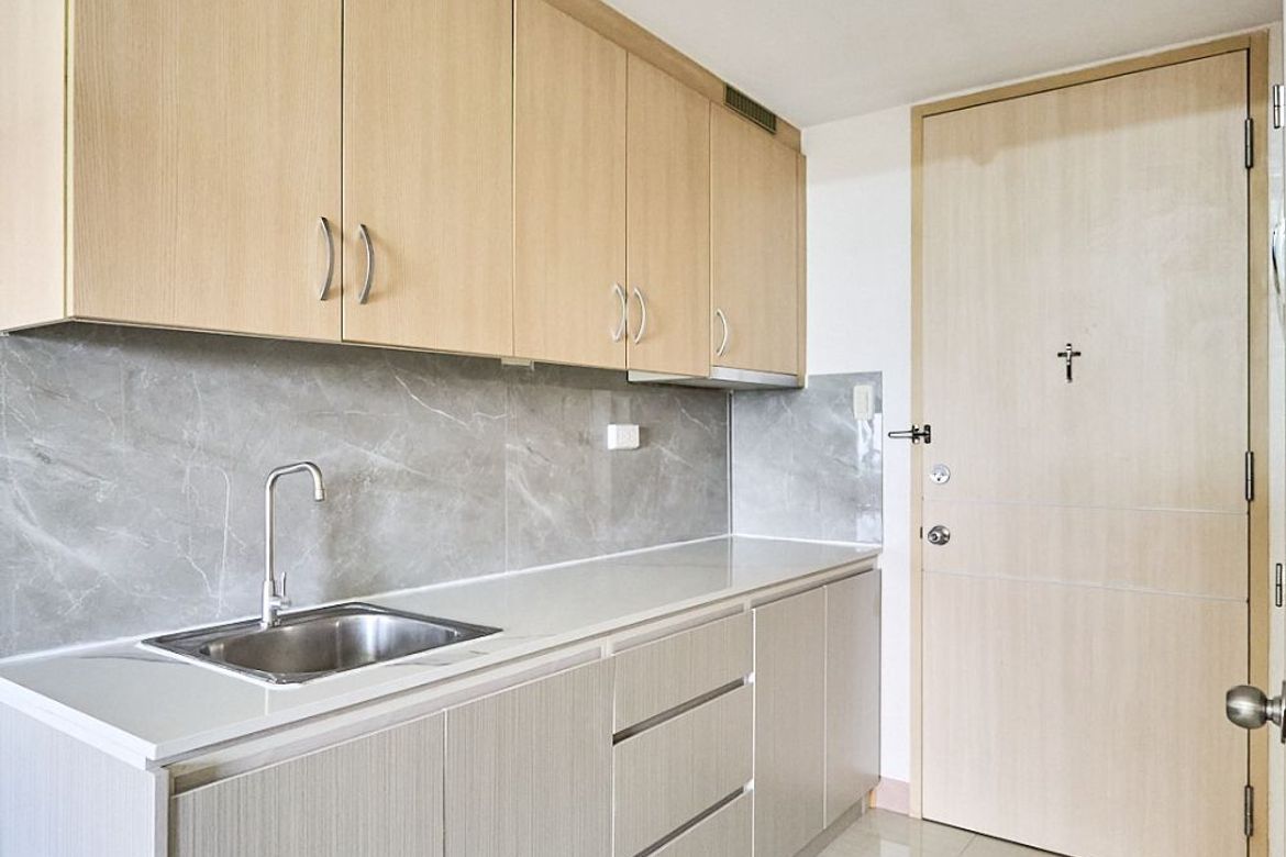 1 Bedroom Condo for Rent in Field Residences, San Dionisio, Parañaque, Metro Manila