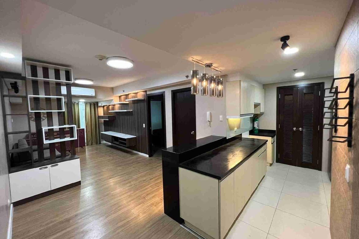 1 Bedroom Condo for Rent in Kroma Tower, San Lorenzo, Makati, Metro Manila photo 2
