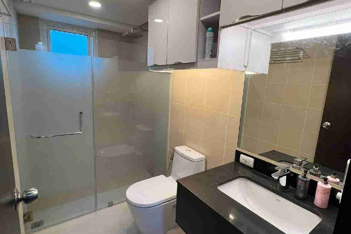 1 Bedroom Condo for Rent in Kroma Tower, San Lorenzo, Makati, Metro Manila photo 7