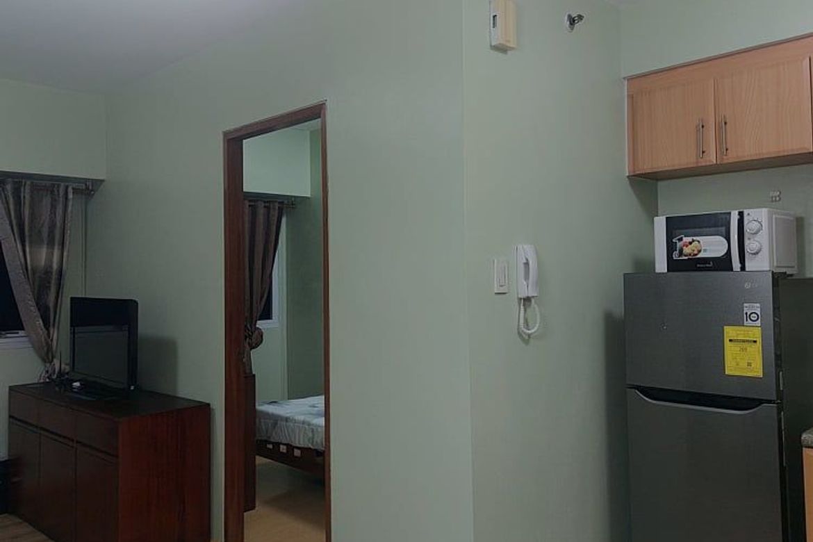 1 Bedroom Condo for Rent in One Gateway Place, Barangka Ilaya, Mandaluyong, Metro Manila near MRT-3 Boni photo 4