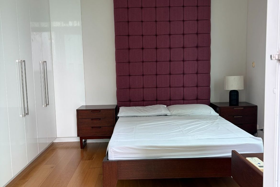 1 Bedroom Condo for Rent in Park Terraces, San Lorenzo, Makati, Metro Manila near MRT-3 Ayala photo 8