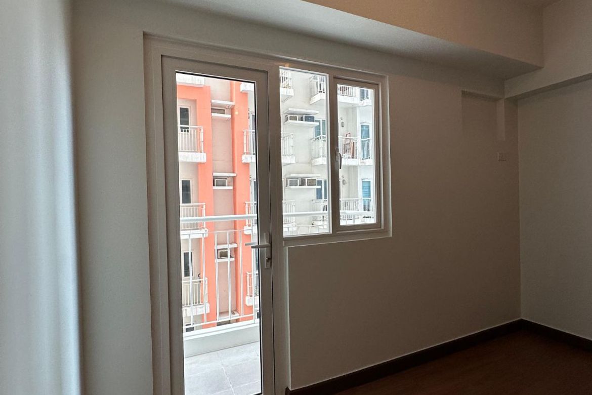 1 Bedroom Condo for Rent in Quantum Residences, Barangay 49, Pasay, Metro Manila near LRT-1 Gil Puyat