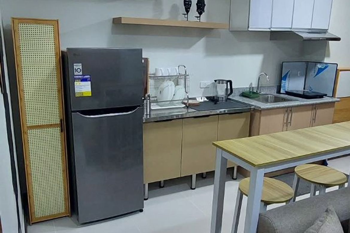 1 Bedroom Condo for Rent in Quantum Residences, Barangay 49, Pasay, Metro Manila near LRT-1 Gil Puyat photo 5