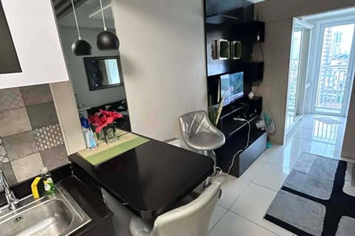 1 Bedroom Condo for Rent in Santa Teresita, Quezon City, Metro Manila photo 3