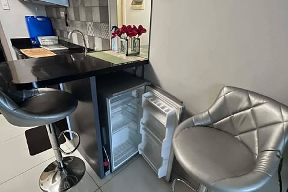1 Bedroom Condo for Rent in Santa Teresita, Quezon City, Metro Manila photo 4