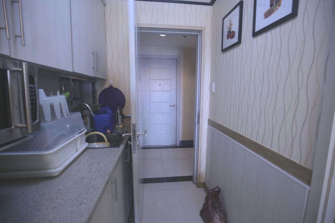 1 Bedroom Condo for Rent in Santo Cristo, Quezon City, Metro Manila near LRT-1 Roosevelt photo 3