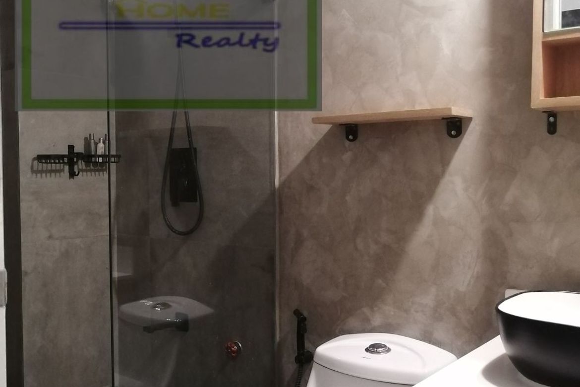 1 Bedroom Condo for Rent in South Triangle, Quezon City, Metro Manila near MRT-3 Kamuning photo 3
