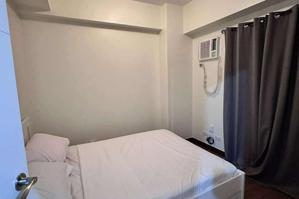 1 Bedroom Condo for Rent in The Orabella, South Triangle, Quezon City, Metro Manila near MRT-3 Quezon Avenue