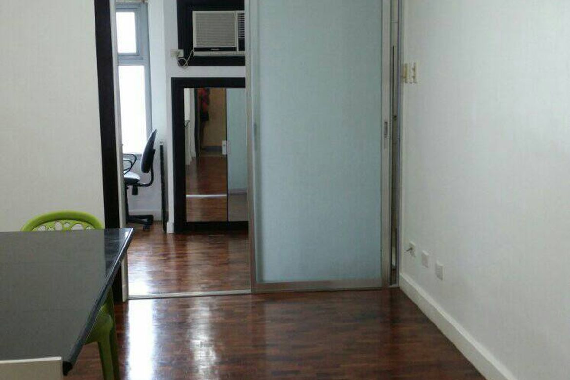 1 Bedroom Condo for Rent in Two Adriatico Place, Quiapo, Manila, Metro Manila near LRT-1 Carriedo photo 6