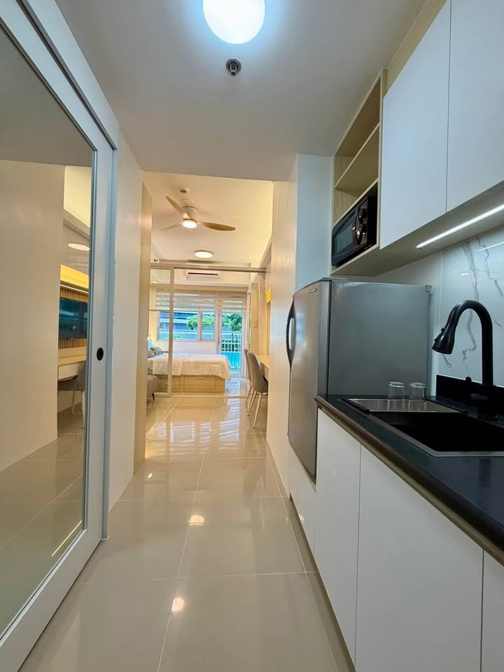 Fully Furnished 1-Bedroom Condo for Sale at Jazz Residences, Makati – photo 5