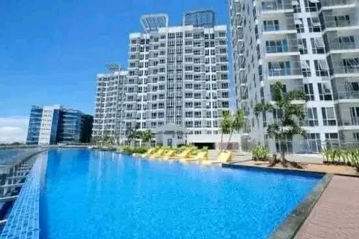 1 Bedroom Condo for Sale in 8 Newtown Boulevard, Mactan, Lapu-Lapu, Cebu