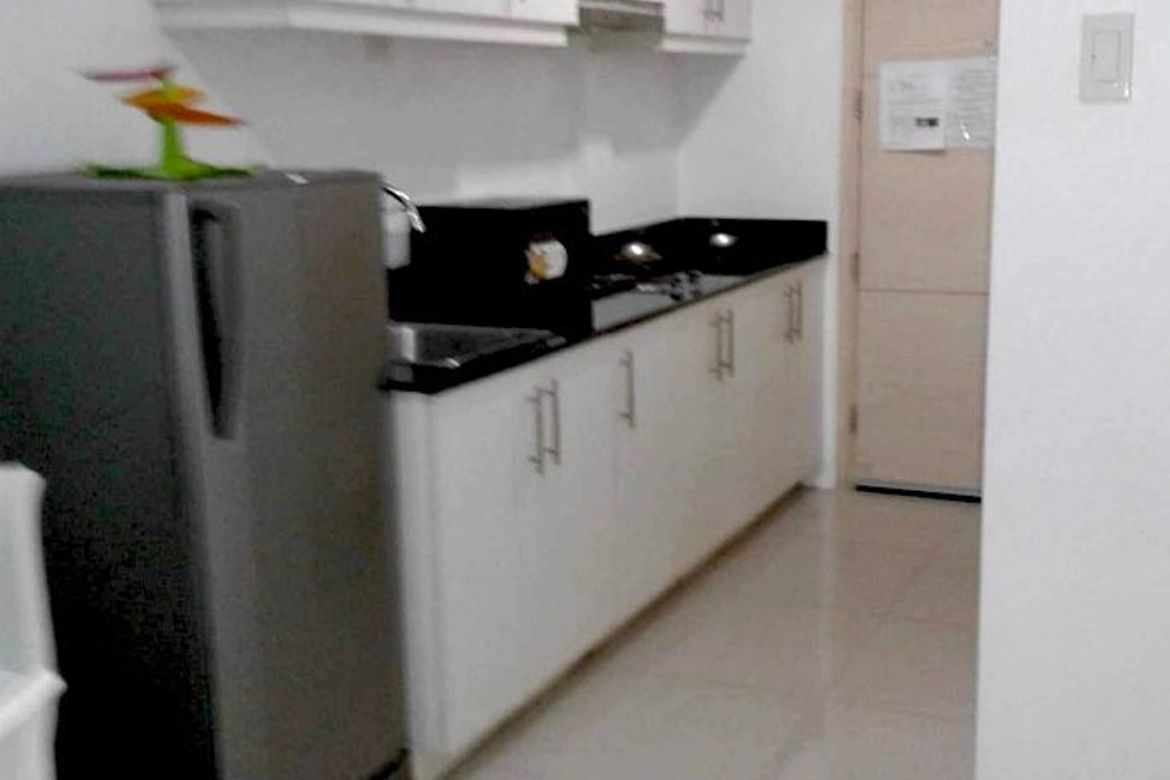 1 Bedroom Condo for Sale in Barangay 76, Pasay, Metro Manila near LRT-1 EDSA – photo 6