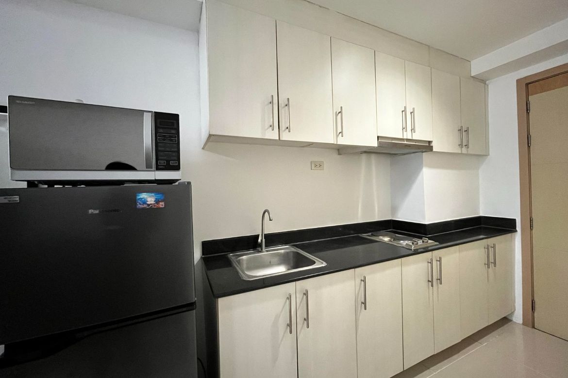 1 Bedroom Condo for Sale in Barangay 76, Pasay, Metro Manila near LRT-1 EDSA – photo 3