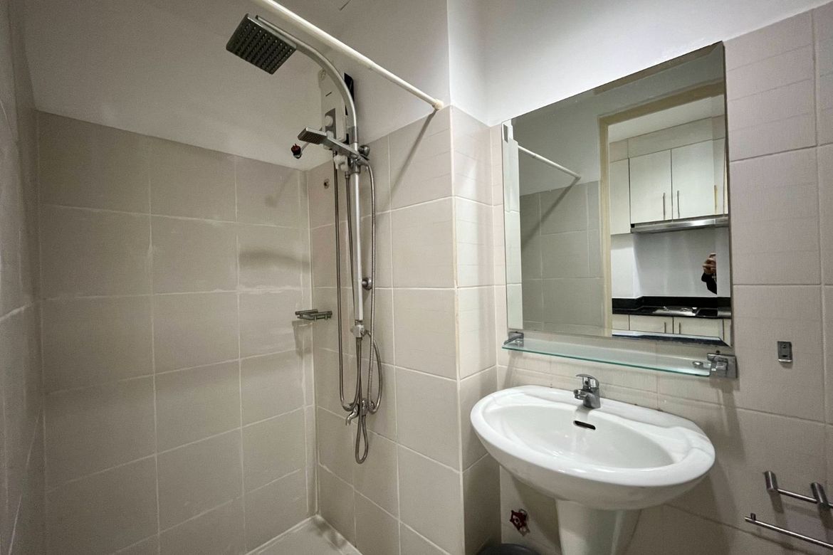 1 Bedroom Condo for Sale in Barangay 76, Pasay, Metro Manila near LRT-1 EDSA – photo 8