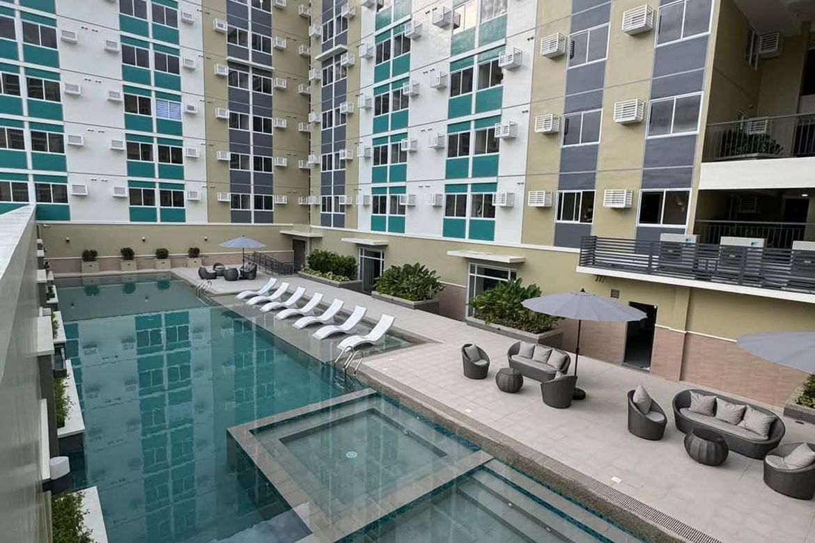 1 Bedroom Condo for Sale in Berkeley Suites, Inchican, Silang, Cavite – photo 7