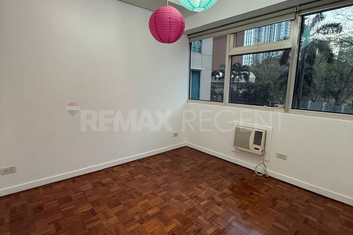 1 Bedroom Condo for Sale in BGC, Taguig – photo 6