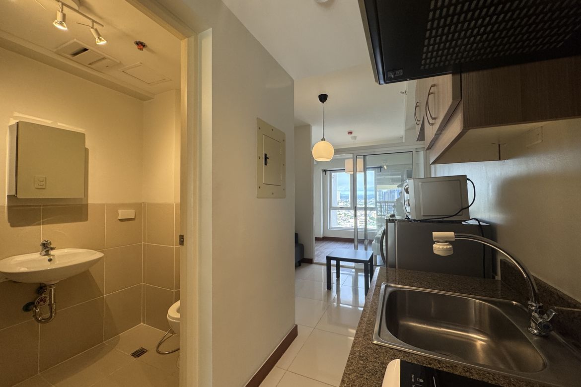 1 Bedroom Condo for Sale in Brio Tower, Guadalupe Viejo, Makati, Metro Manila near MRT-3 Guadalupe – photo 5