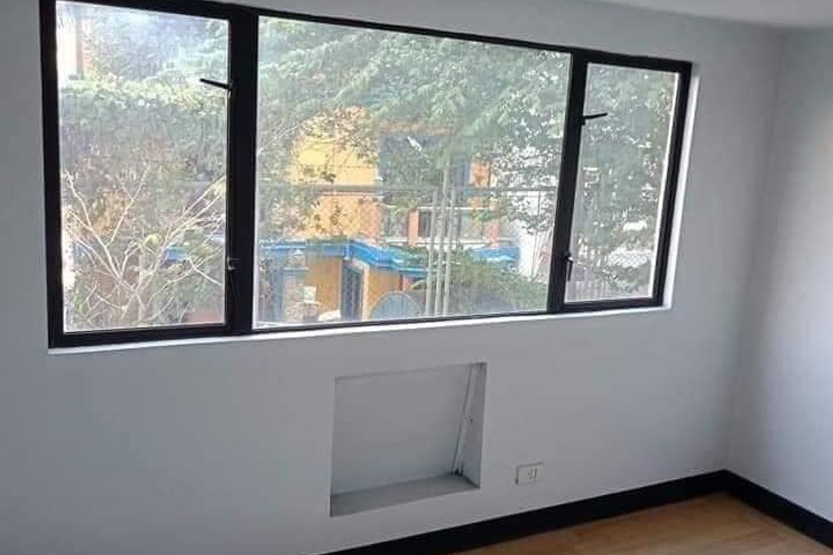 1 Bedroom Condo for Sale in Cambridge Village, San Andres, Cainta, Rizal – photo 4