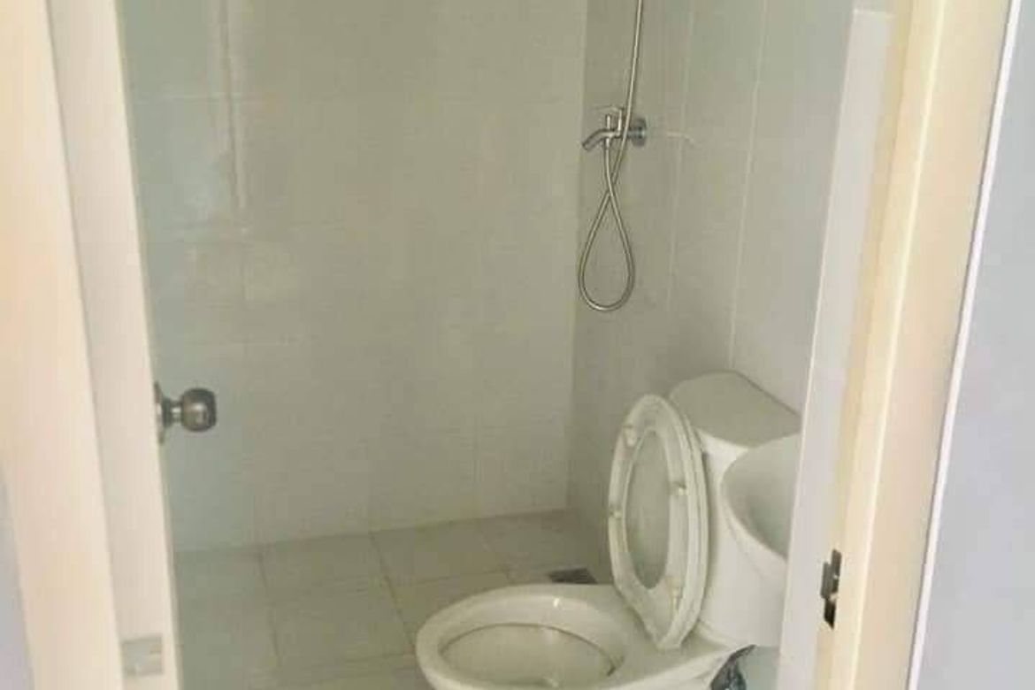 1 Bedroom Condo for Sale in Cambridge Village, San Andres, Cainta, Rizal – photo 8