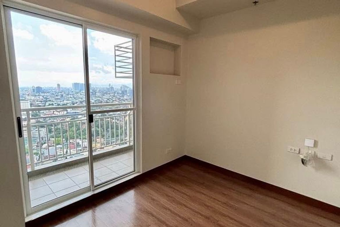 1 Bedroom Condo for Sale in Cameron Residences, Mariblo, Quezon City, Metro Manila