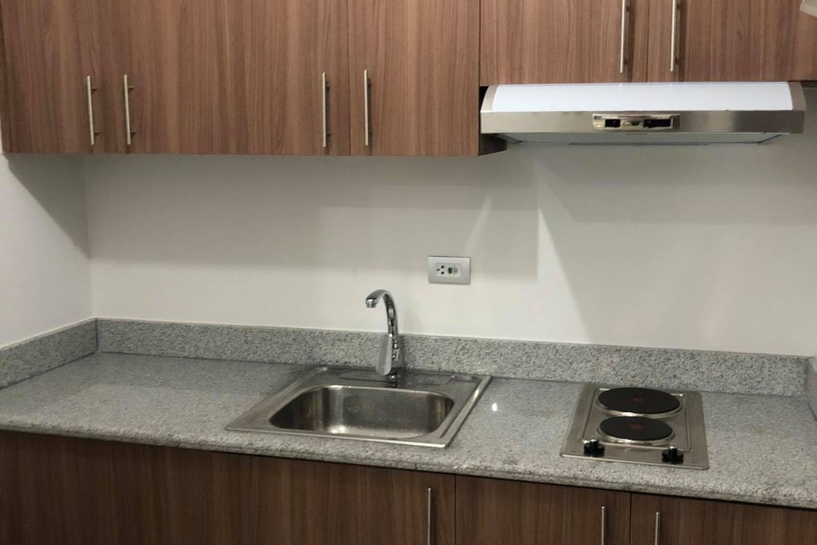1 Bedroom Condo for Sale in Chimes Greenhills, Greenhills, San Juan, Metro Manila near MRT-3 Santolan – photo 3
