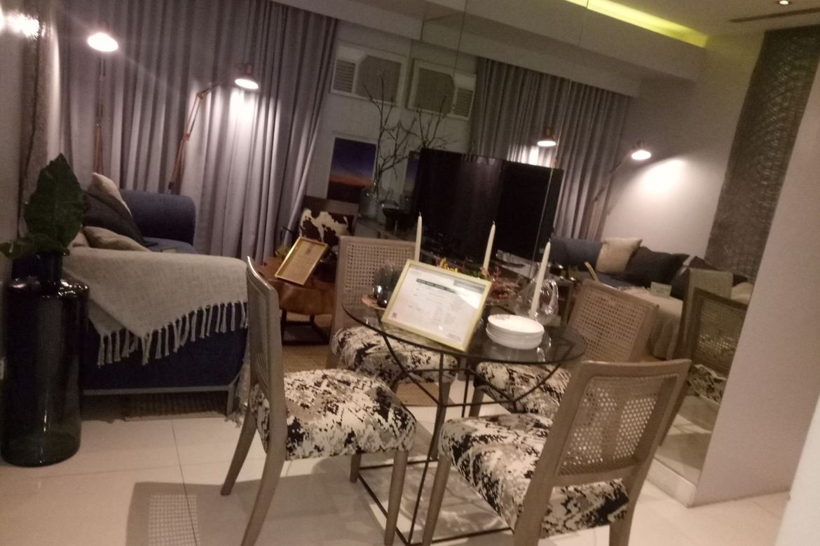 1 Bedroom Condo for Sale in Chimes Greenhills, Greenhills, San Juan, Metro Manila near MRT-3 Santolan