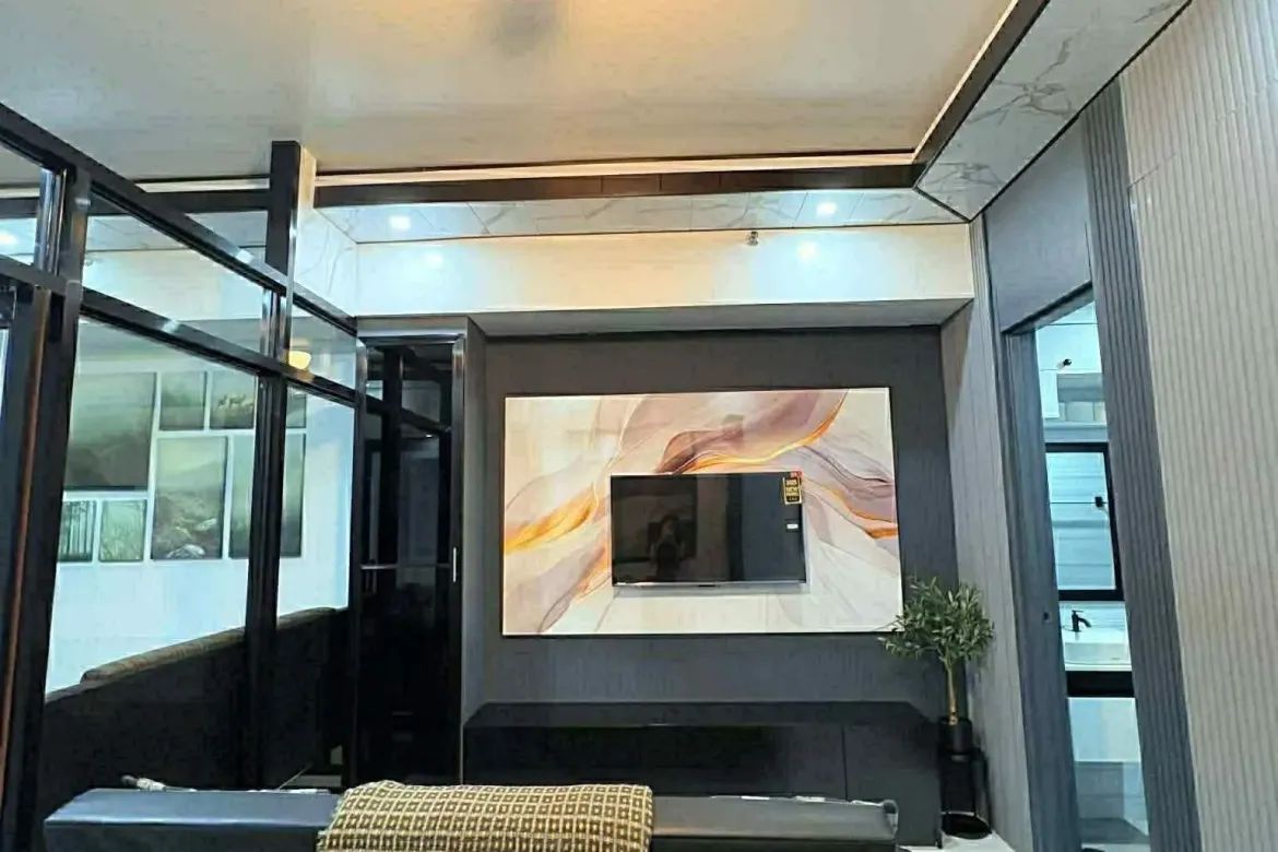 1 Bedroom Condo for Sale in Fairways Tower, BGC, Taguig – photo 3
