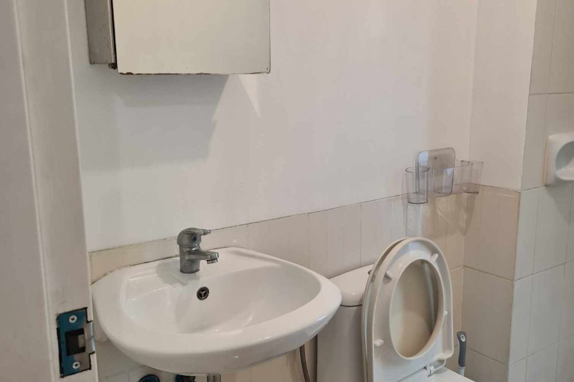 1 Bedroom Condo for Sale in Flair Towers, Highway Hills, Mandaluyong, Metro Manila near MRT-3 Boni – photo 5