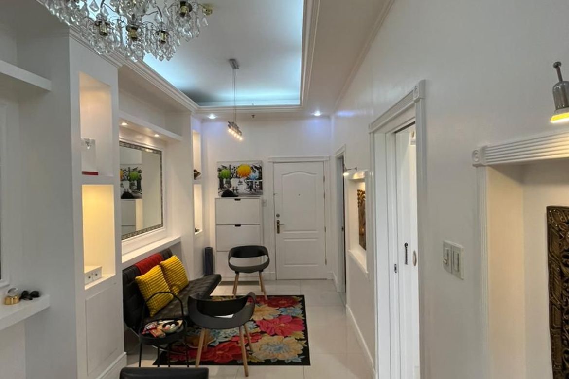 1 Bedroom Condo for Sale in Forbeswood Heights, BGC, Taguig – photo 6