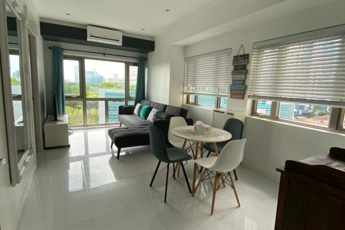 1 Bedroom Condo for Sale in Forbeswood Parklane, BGC, Taguig