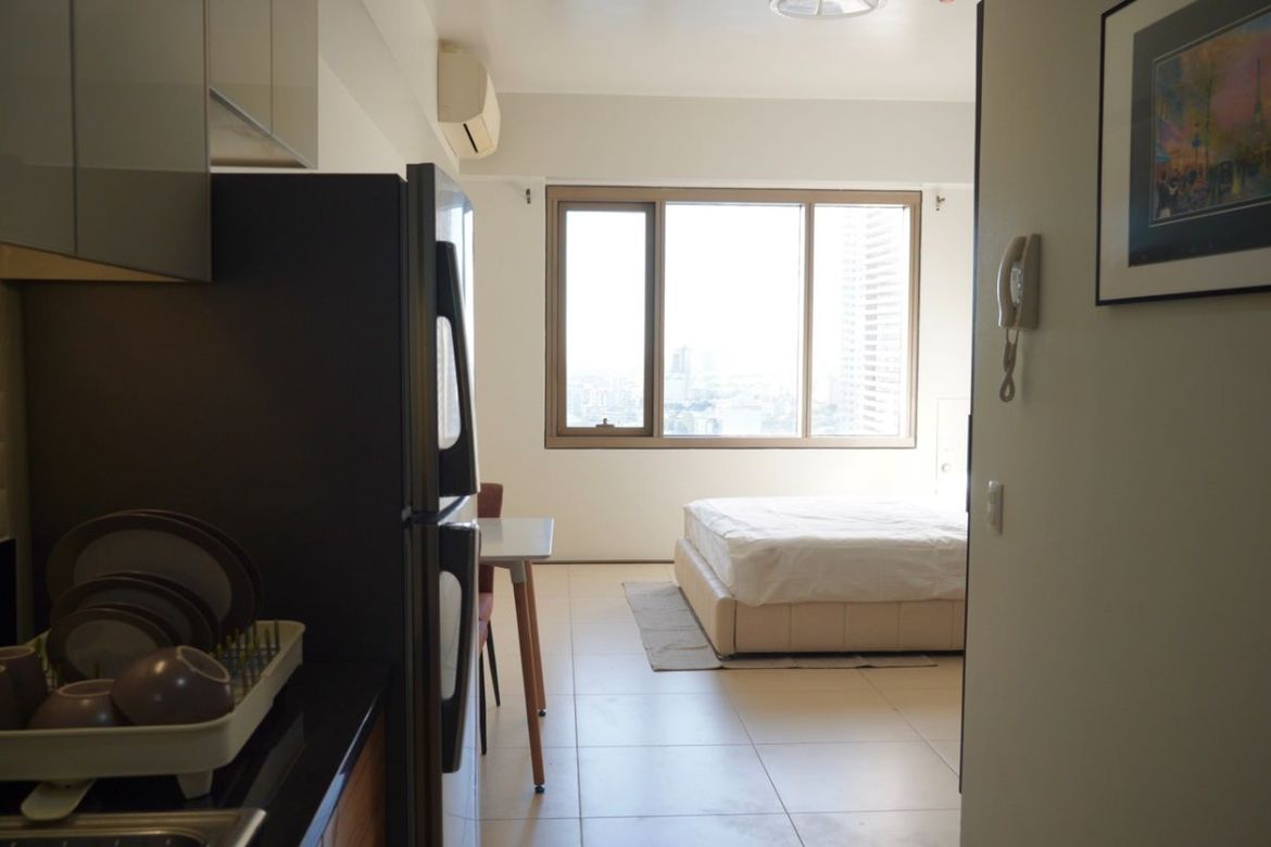 1 Bedroom Condo for Sale in Greenhills, San Juan, Metro Manila near MRT-3 Santolan – photo 2