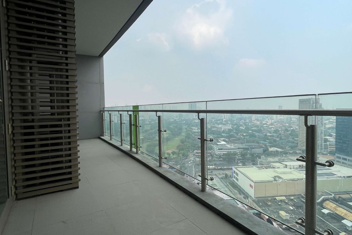 1 Bedroom Condo for Sale in Greenhills, San Juan, Metro Manila near MRT-3 Santolan – photo 6