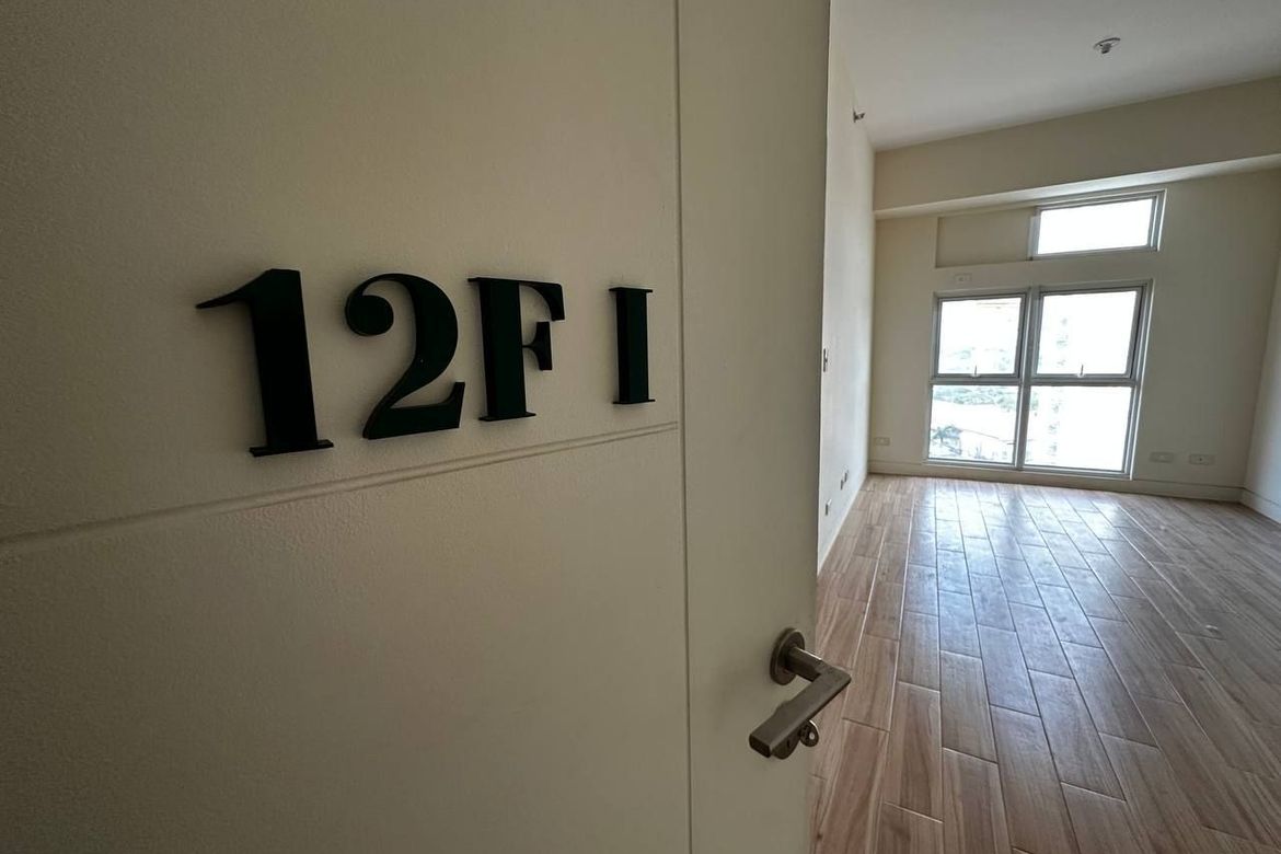 1 Bedroom Condo for Sale in Holland Park, Biñan, Laguna – photo 2