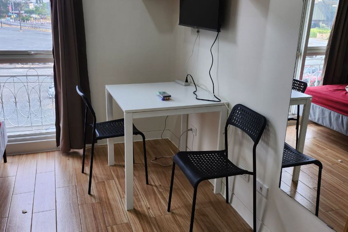 1 Bedroom Condo for Sale in Holland Park, Biñan, Laguna – photo 3