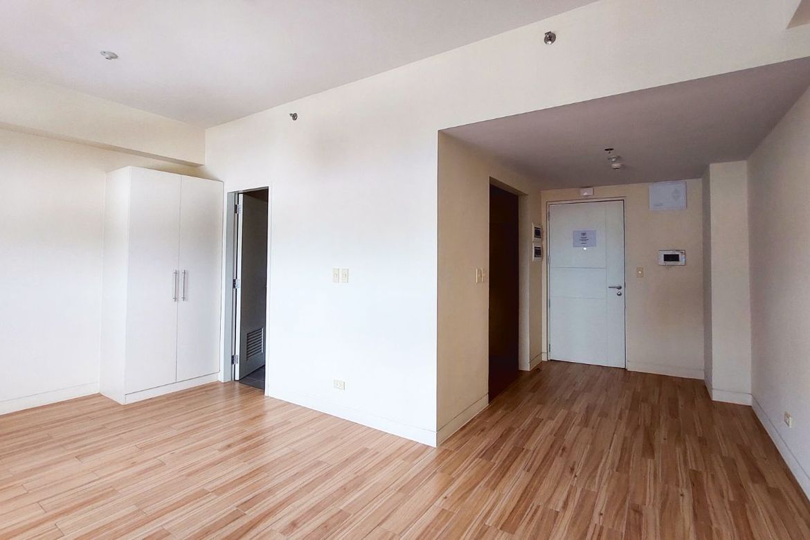 1 Bedroom Condo for Sale in Holland Park, Biñan, Laguna