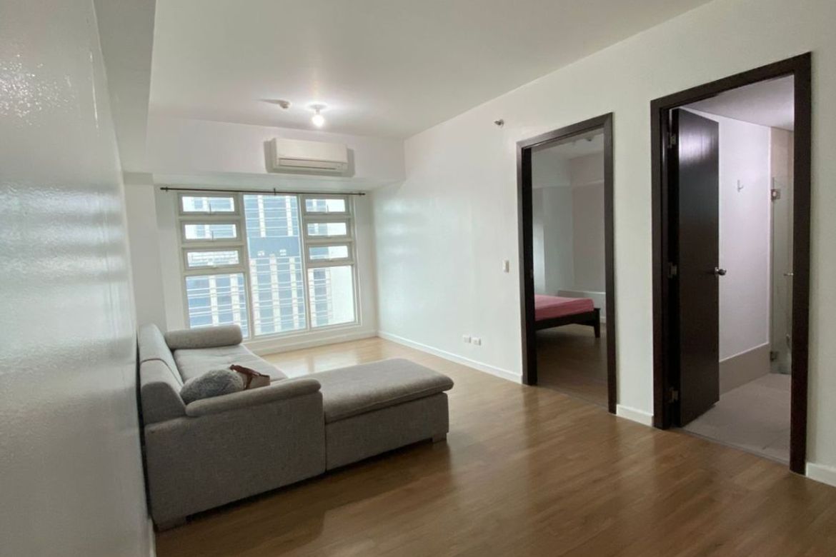 1 Bedroom Condo for Sale in Kroma Tower, San Lorenzo, Makati City – photo 2