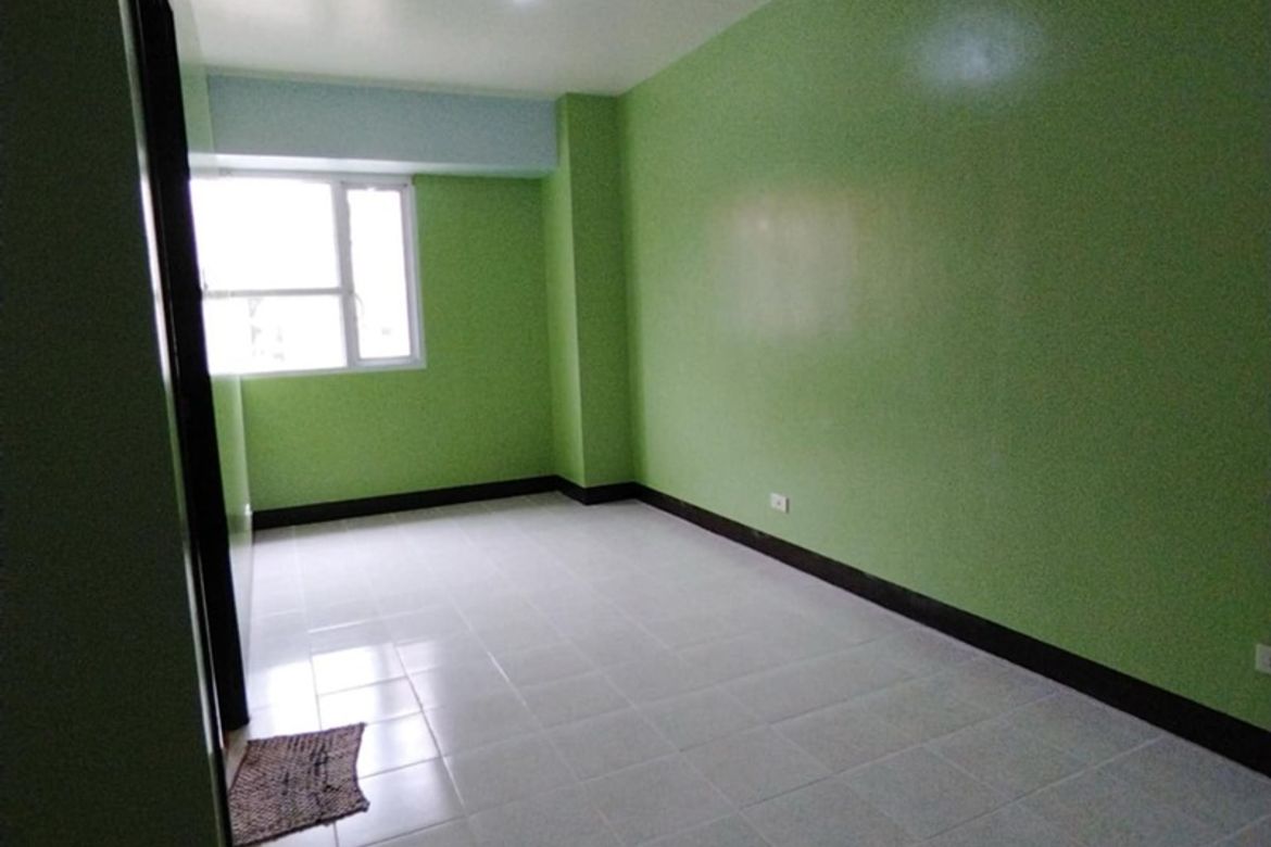 1 Bedroom Condo for Sale in Lions Park Residences, Barangay 76, Pasay, Metro Manila near LRT-1 EDSA