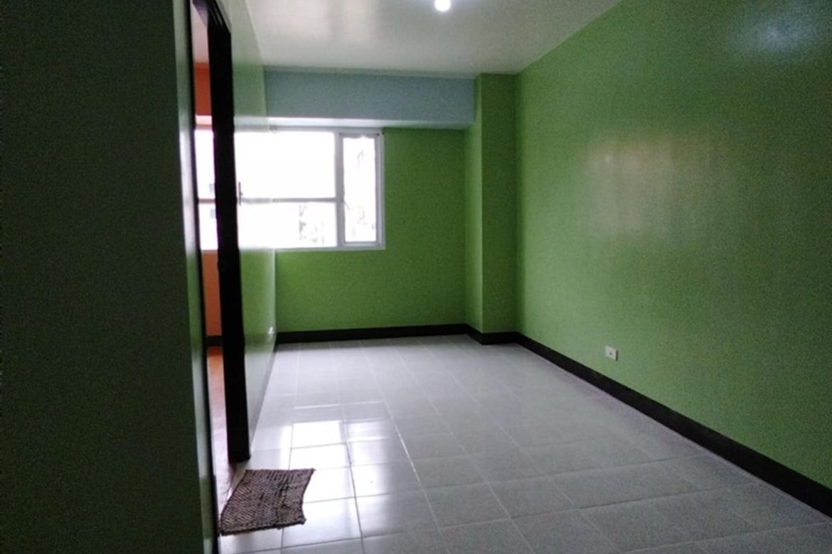 1 Bedroom Condo for Sale in Lions Park Residences, Barangay 76, Pasay, Metro Manila near LRT-1 EDSA – photo 2