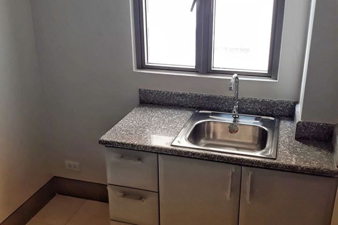 1 Bedroom Condo for Sale in Little Baguio Terraces, Ermitaño, San Juan, Metro Manila near LRT-2 J. Ruiz – photo 4