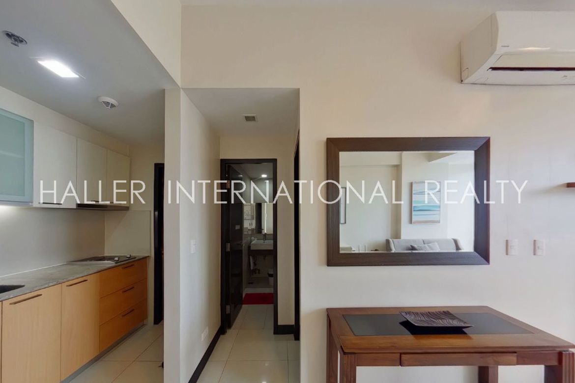 1 Bedroom Condo for Sale in Mactan, Lapu-Lapu, Cebu – photo 6