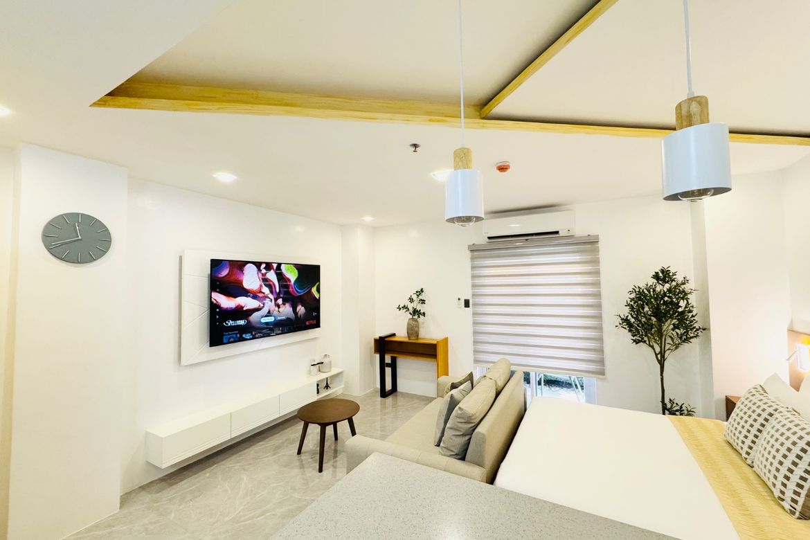 1 Bedroom Condo for Sale in Malabanias, Angeles, Pampanga – photo 2